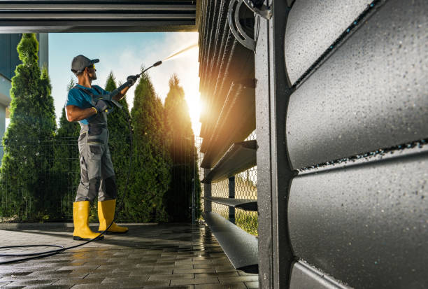 Why Choose Our Certified Pressure Washing Experts for Your Project Needs in Durand, MI?